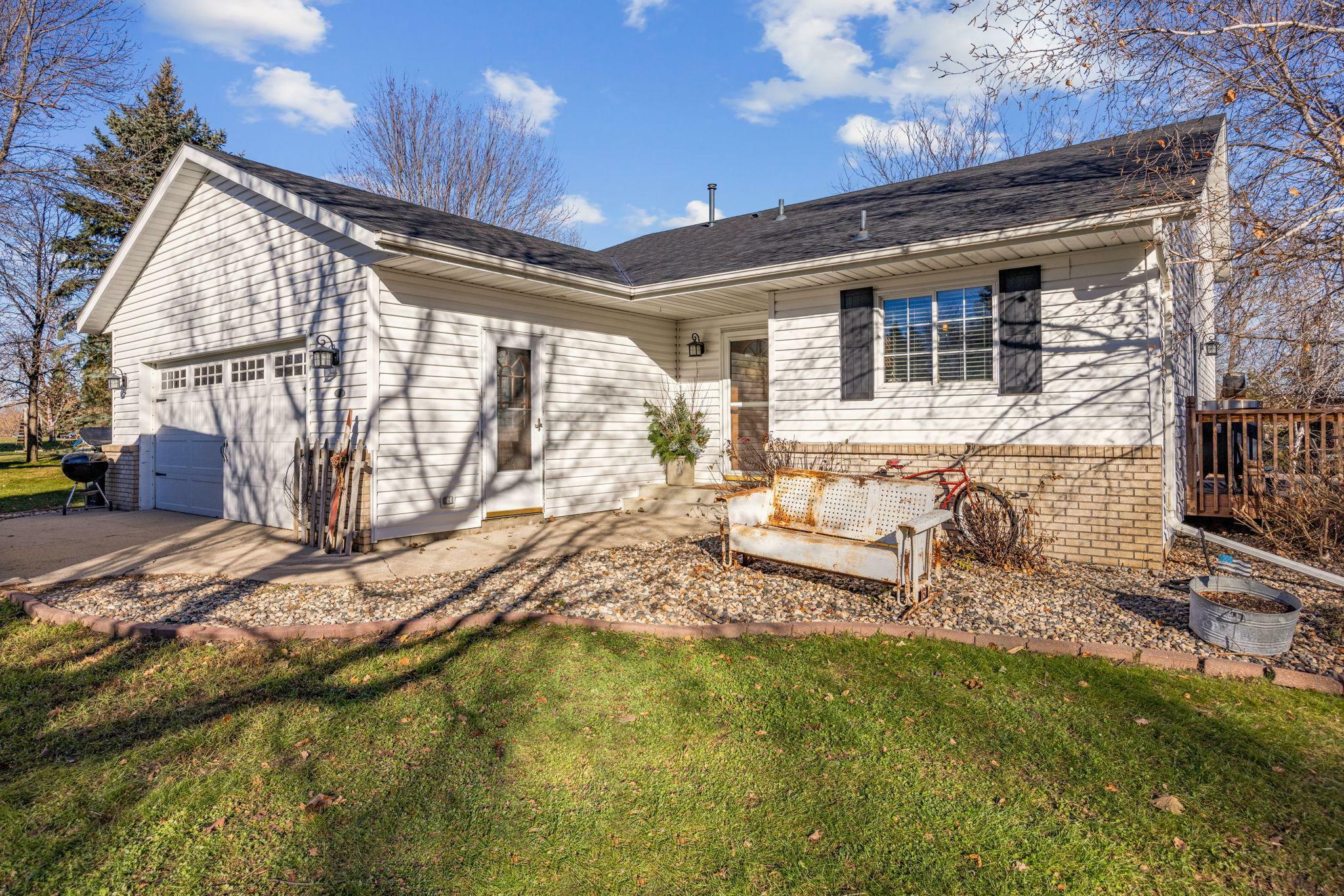 Property Photo:  16105 Golfview Road W  MN 56273 
