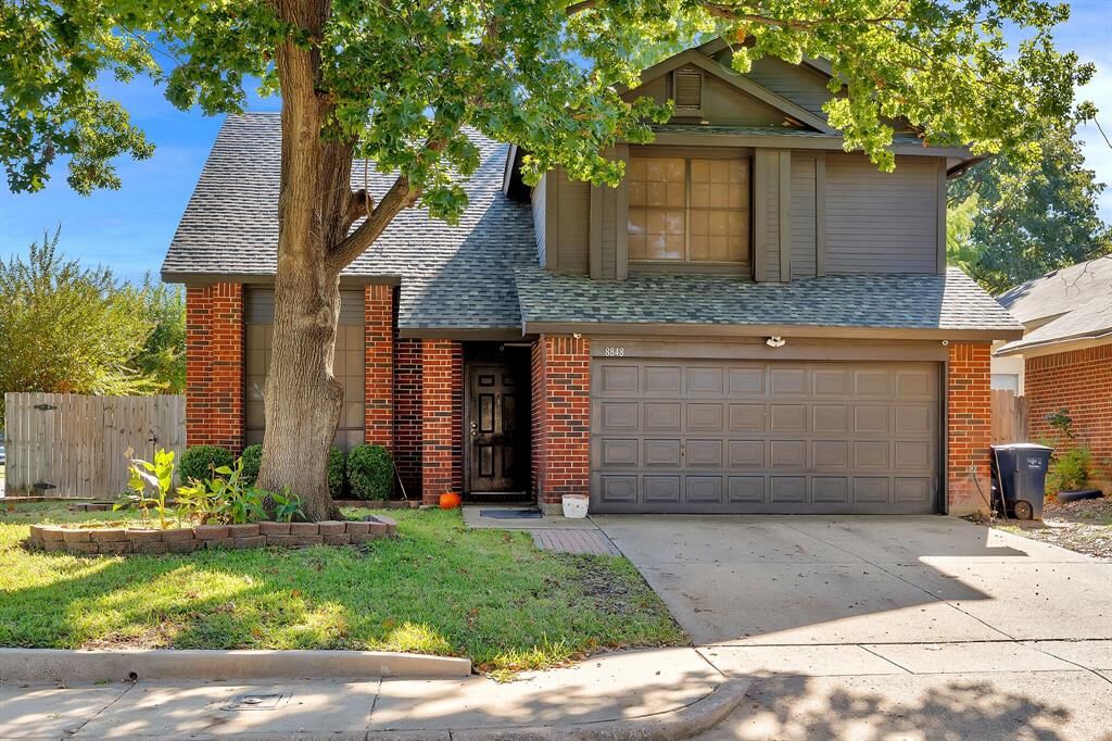 Property Photo: 8848 Brushy Creek Trail TX 76118