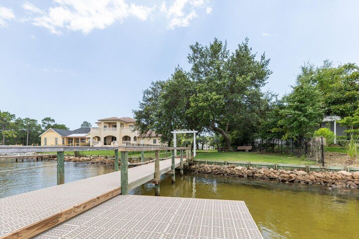 Property Photo:  Lot 38 Wind Spray Court  FL 32459 