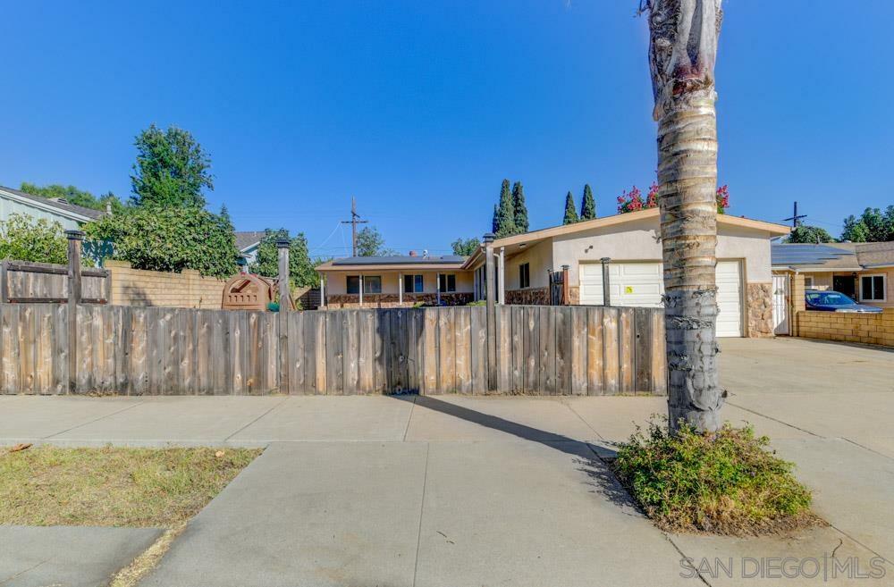 Property Photo:  708 Deland Ct  CA 92020 