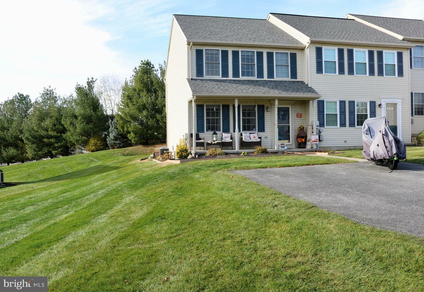 Property Photo:  536 Wood Duck Drive  PA 17545 