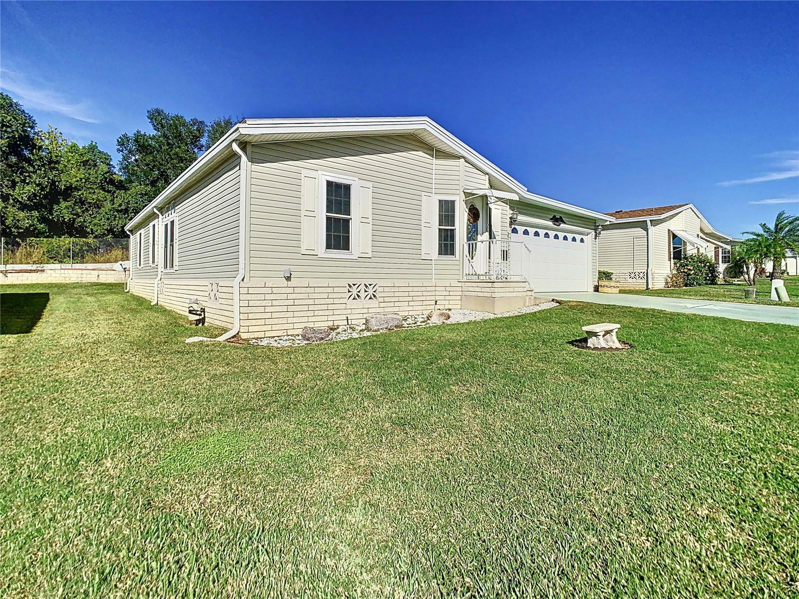 Property Photo:  37449 Gill Avenue  FL 33541 