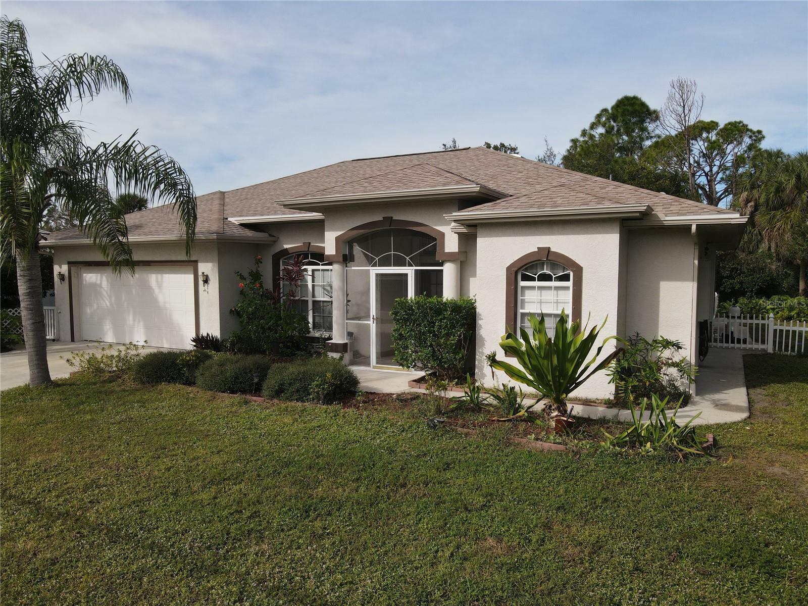 Property Photo:  2603 S Chamberlain Boulevard  FL 34286 