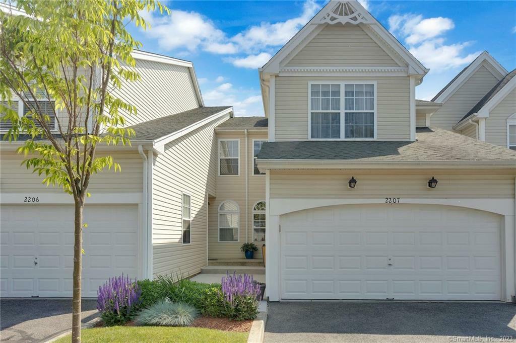 Property Photo: 2207 Eaton Court 2207 CT 06810