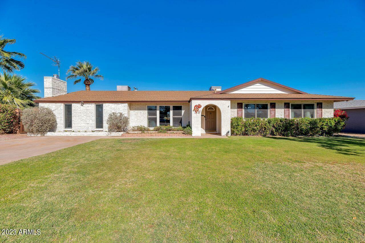 Property Photo:  2942 E Yucca Street  AZ 85028 