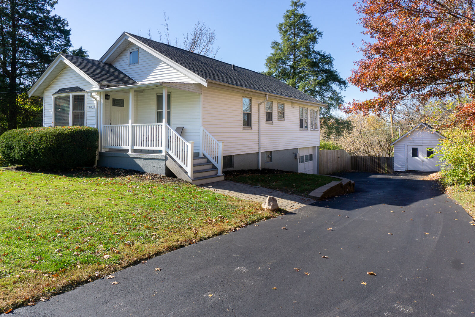 Property Photo:  1031 Burns Ave  OH 45230 