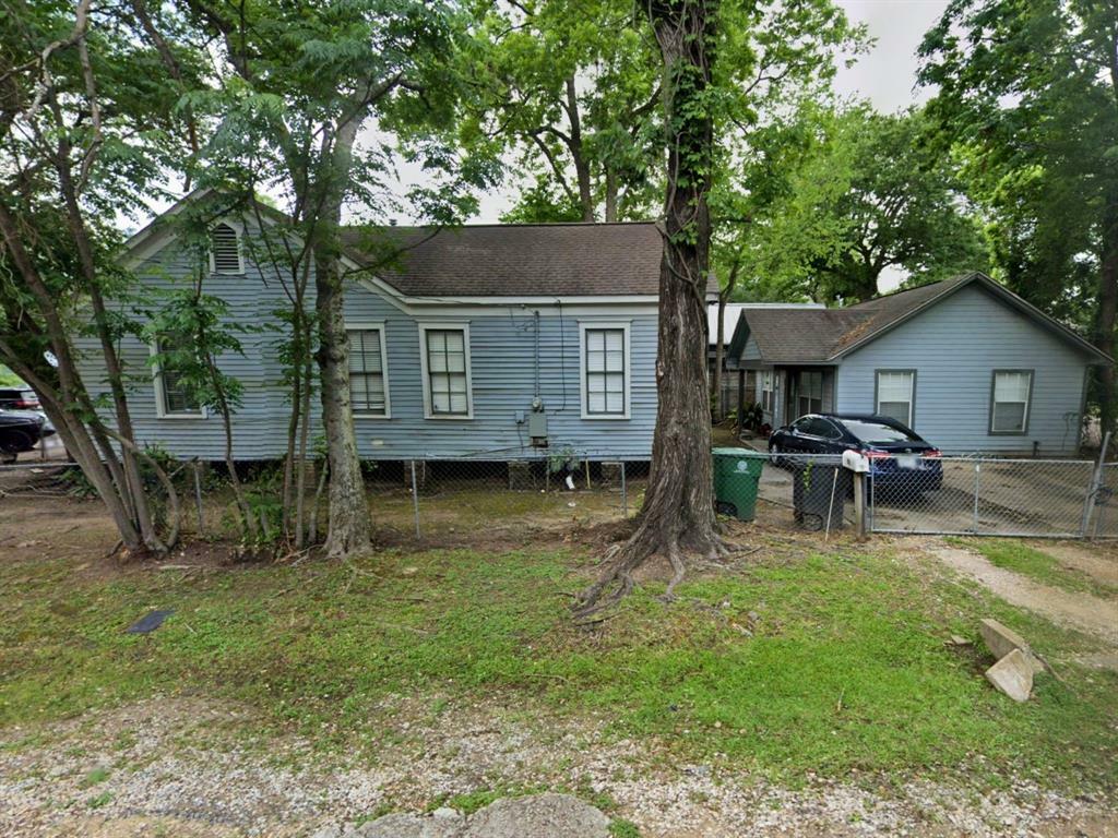 Property Photo:  2202-A &Amp 2202-B Decatur Street  TX 77007 