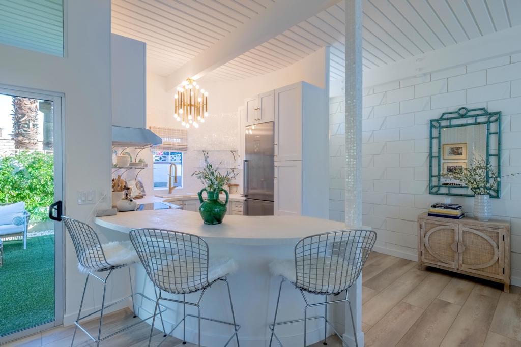 Property Photo: 283 Sandpiper Street CA 92260