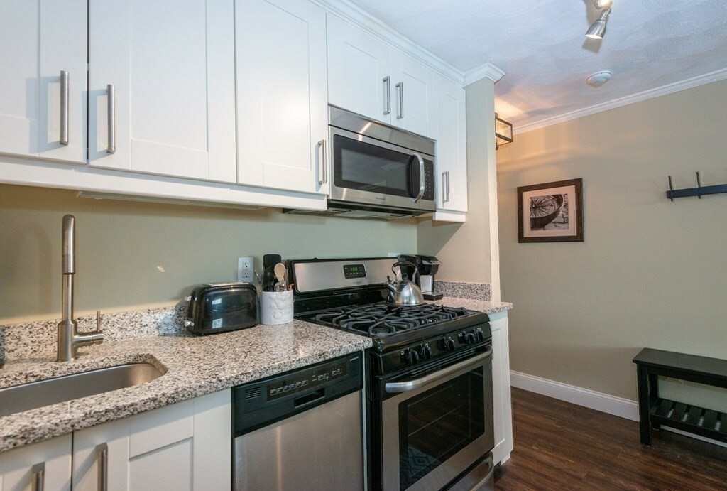 Property Photo:  2 Greenbriar 105  MA 01864 