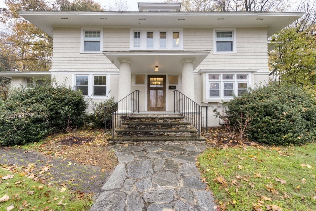 Property Photo:  33 Beeching St.  MA 01602 