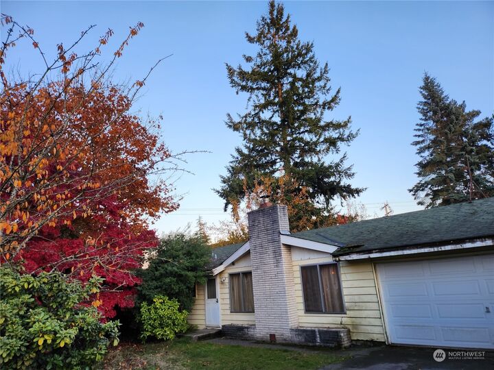 House for sale in Everett 9505 Holly Drive, Everett, WA 98204