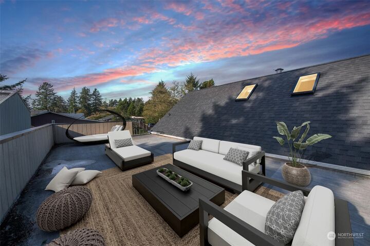 Property Photo:  204 W Newell Avenue  WA 98595 