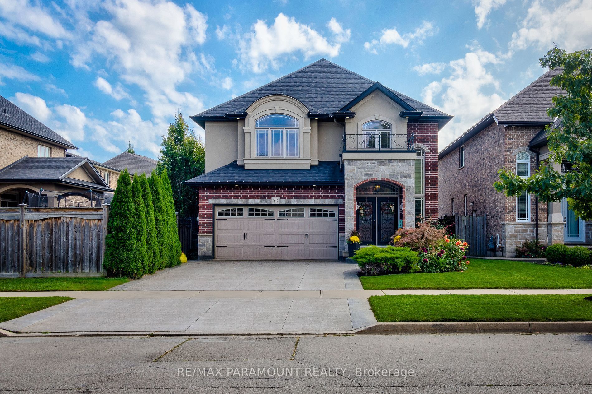 Property Photo: 70 Watercrest Dr ON L8E6G8