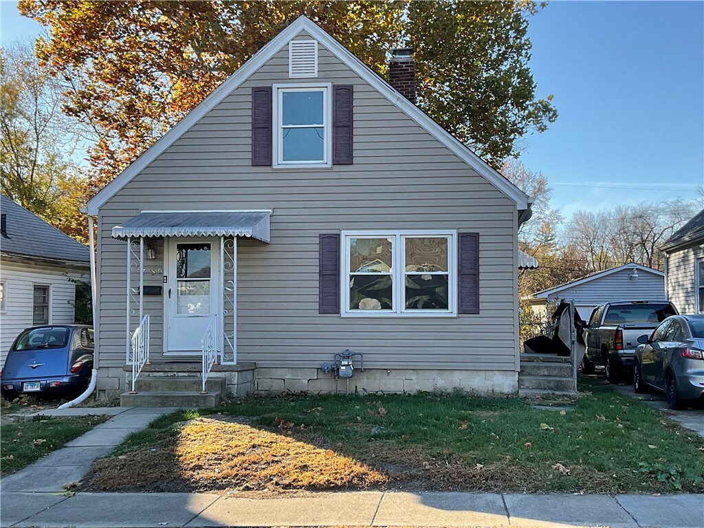 Property Photo:  735 W Harrison Avenue  IL 62526 