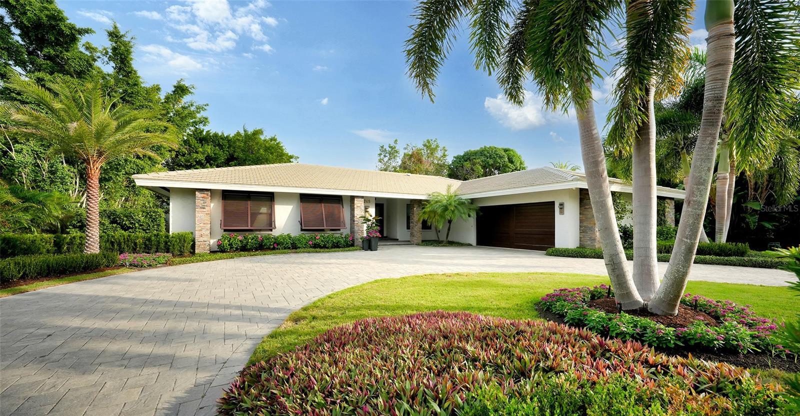 Property Photo:  245 Bird Key Drive  FL 34236 