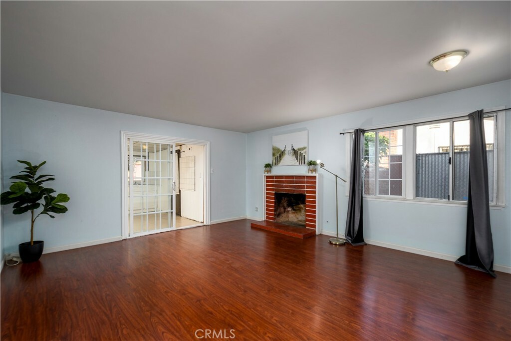 Property Photo:  927 Asbury Avenue  CA 91767 