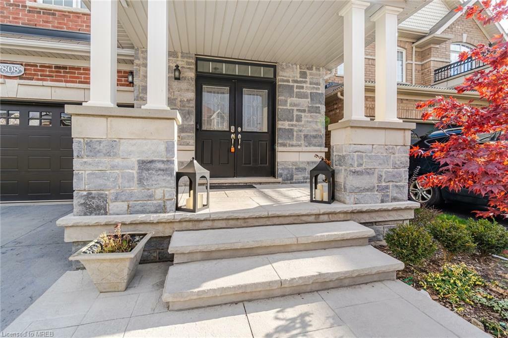Property Photo: 808 Agnew Crescent ON L9T8M5