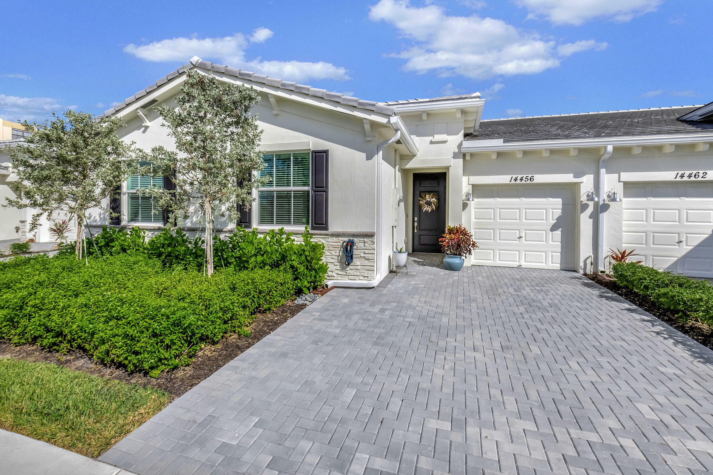 Property Photo:  14456 Three Ponds Trail  FL 33446 