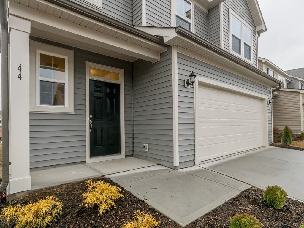 Property Photo:  68 Muskogee Road Np 63  NC 27501 