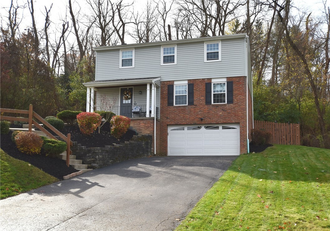 Property Photo:  1382 Deepwood Dr  PA 15241 