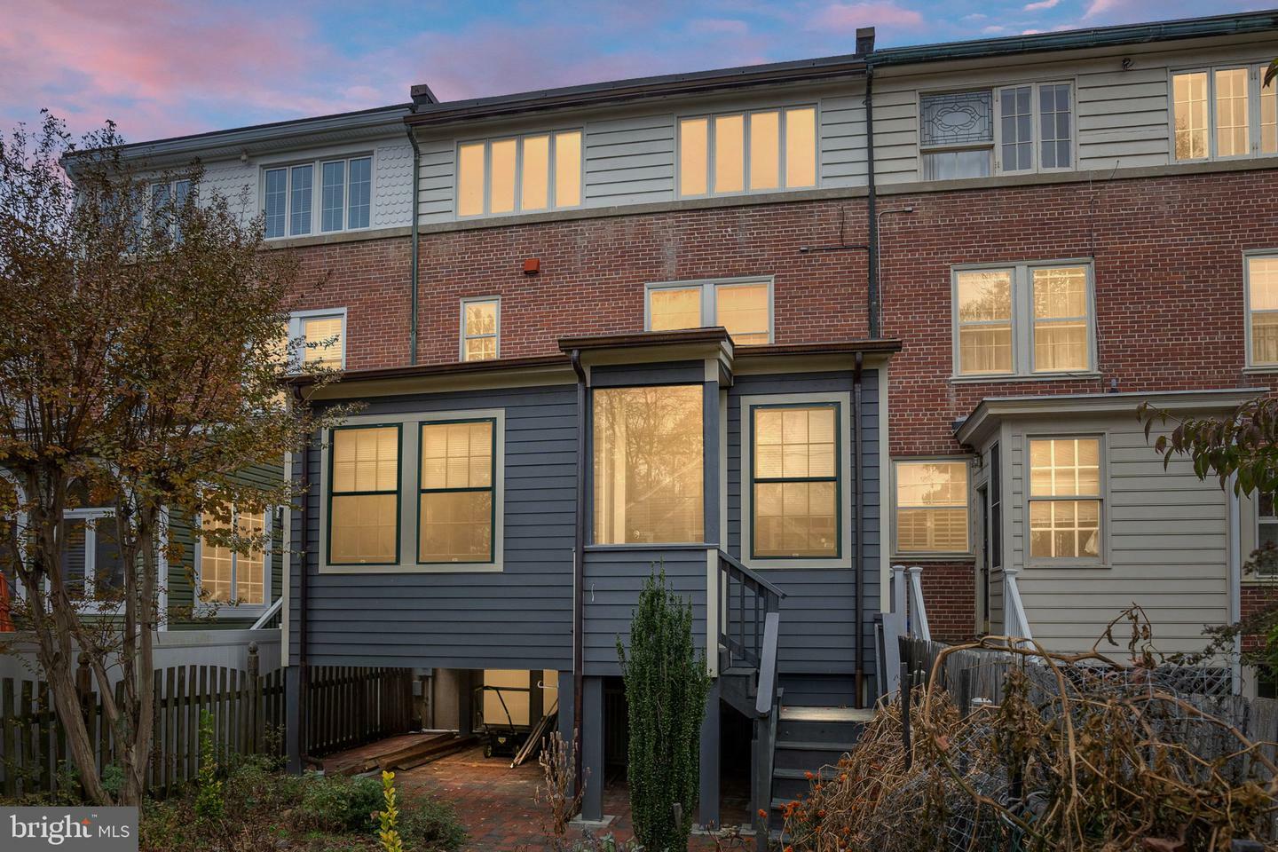 Property Photo:  802 Cornell Street  VA 22401 