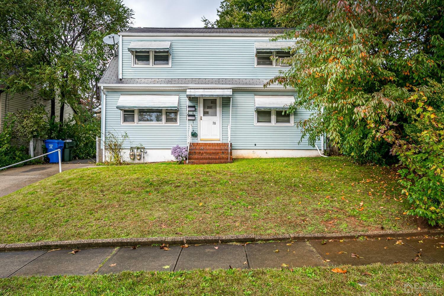 Property Photo:  76 Grand Avenue  NJ 08830 