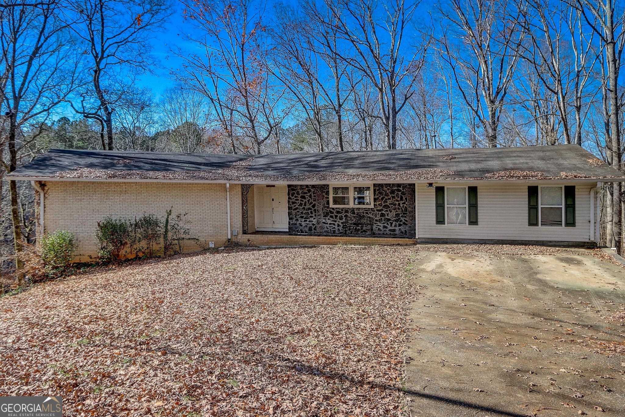 Property Photo:  4689 Chapel Hill Road  GA 30135 