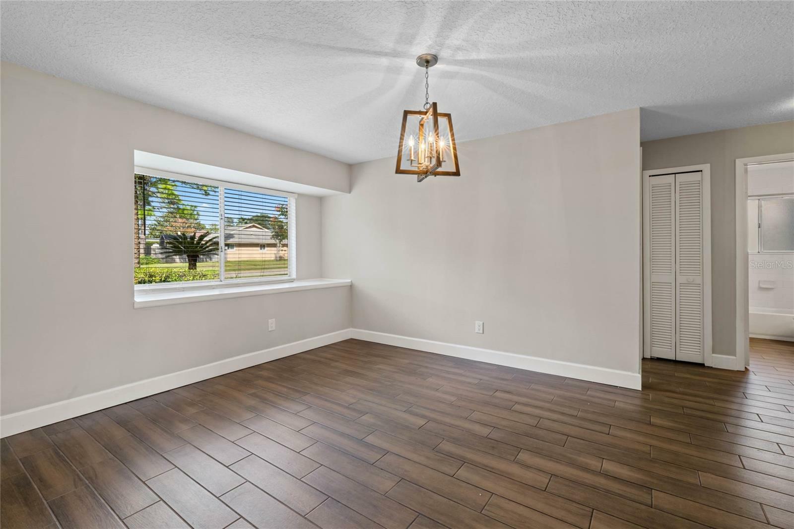 Property Photo: 385 N Crossbeam Drive FL 32707