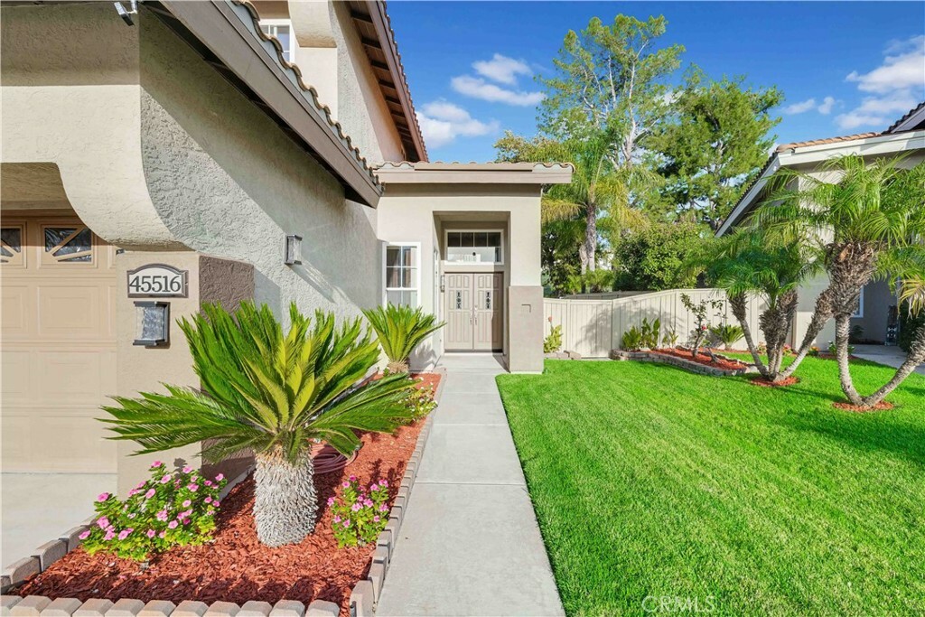 Property Photo: 45516 Calle Ayora CA 92592