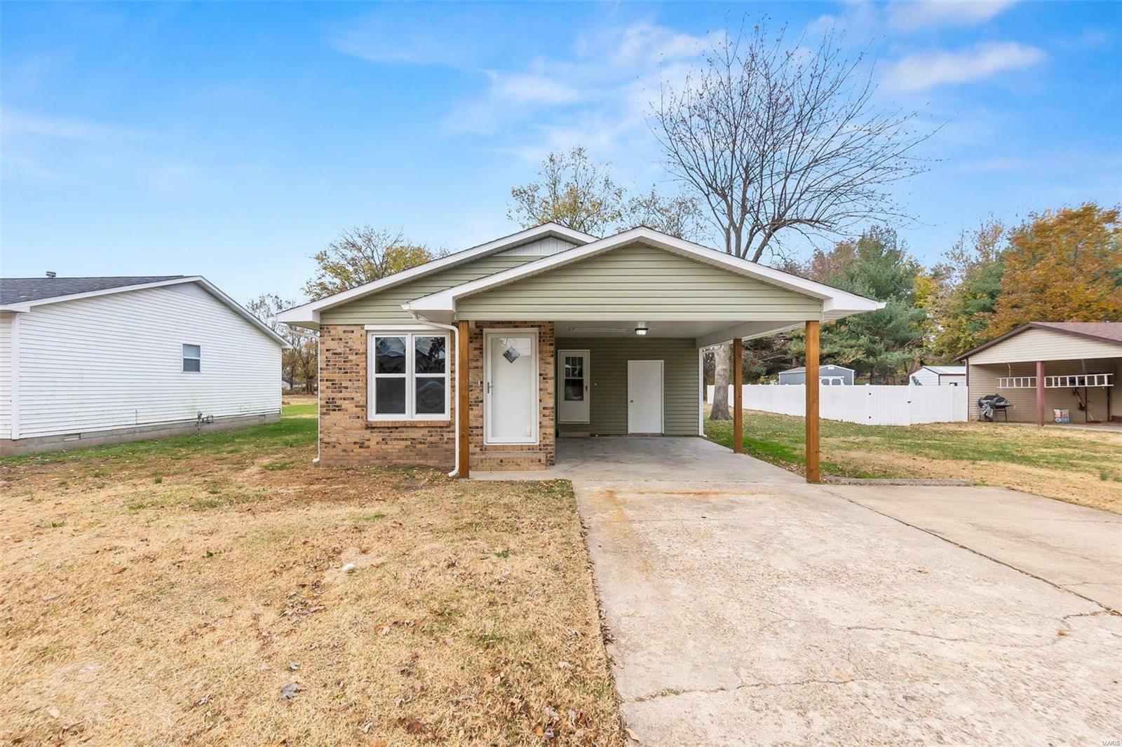 Property Photo:  425 Pam Street  MO 63801 