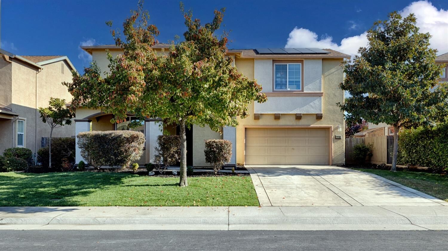 Property Photo: 3458 Rainhill Loop CA 95747