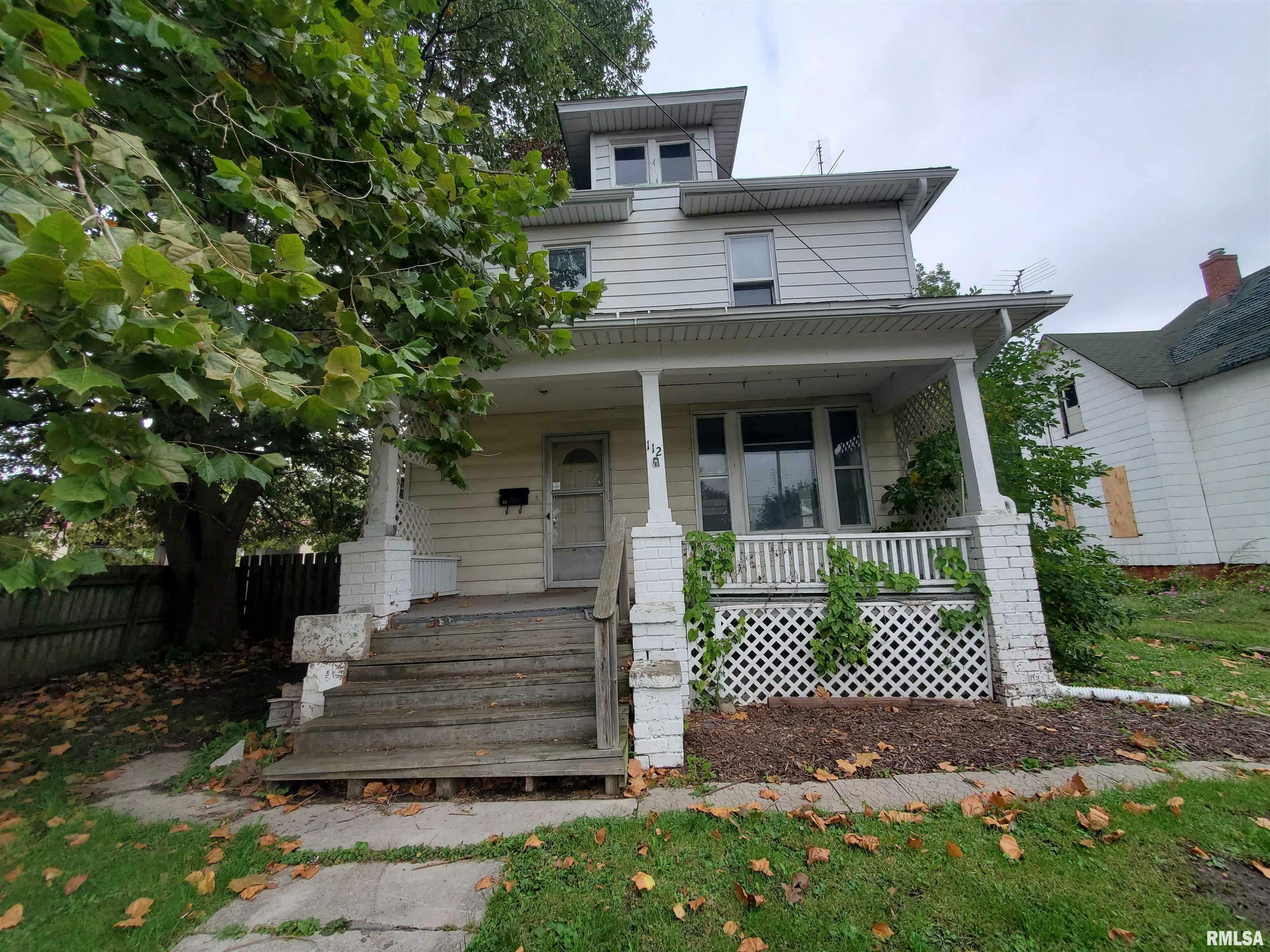 Property Photo:  112 S Whitesboro Street  IL 61401 