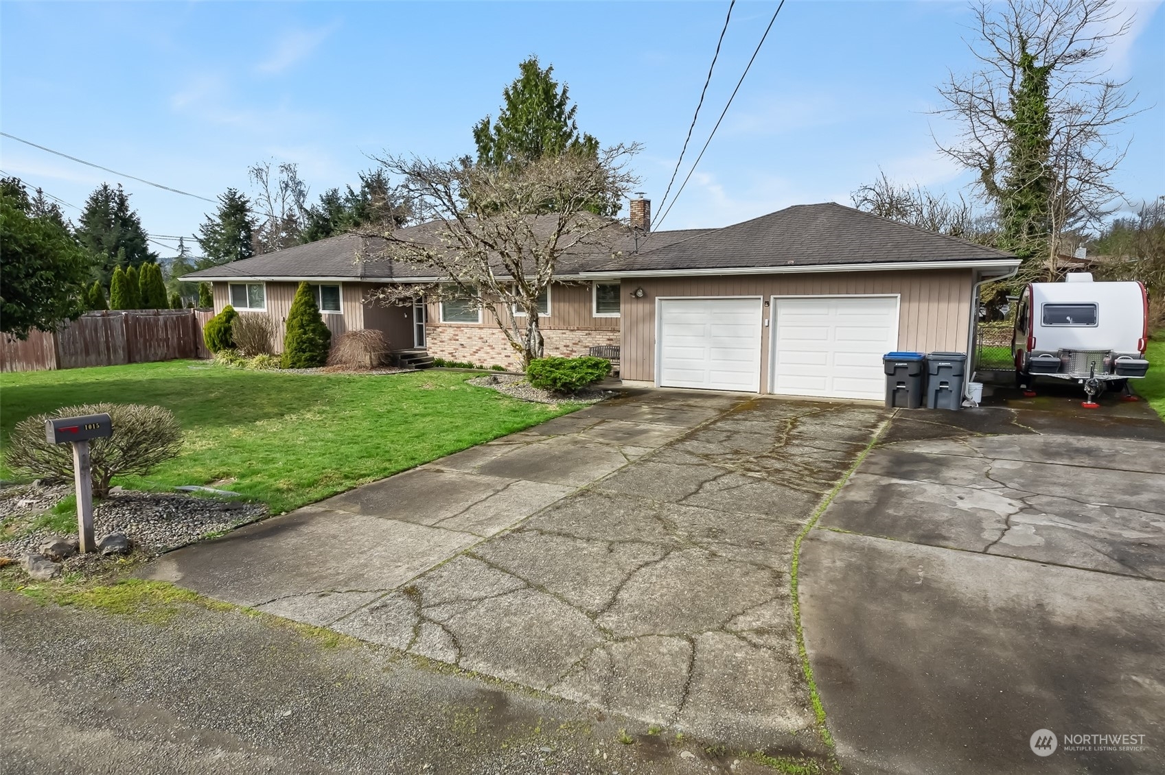 Property Photo:  1015 Hill Road  WA 98520 