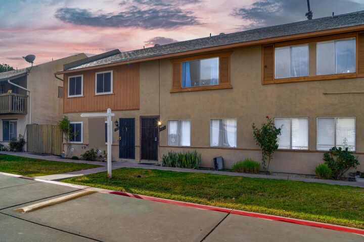 Property Photo: 485 W Chase Ave CA 92020