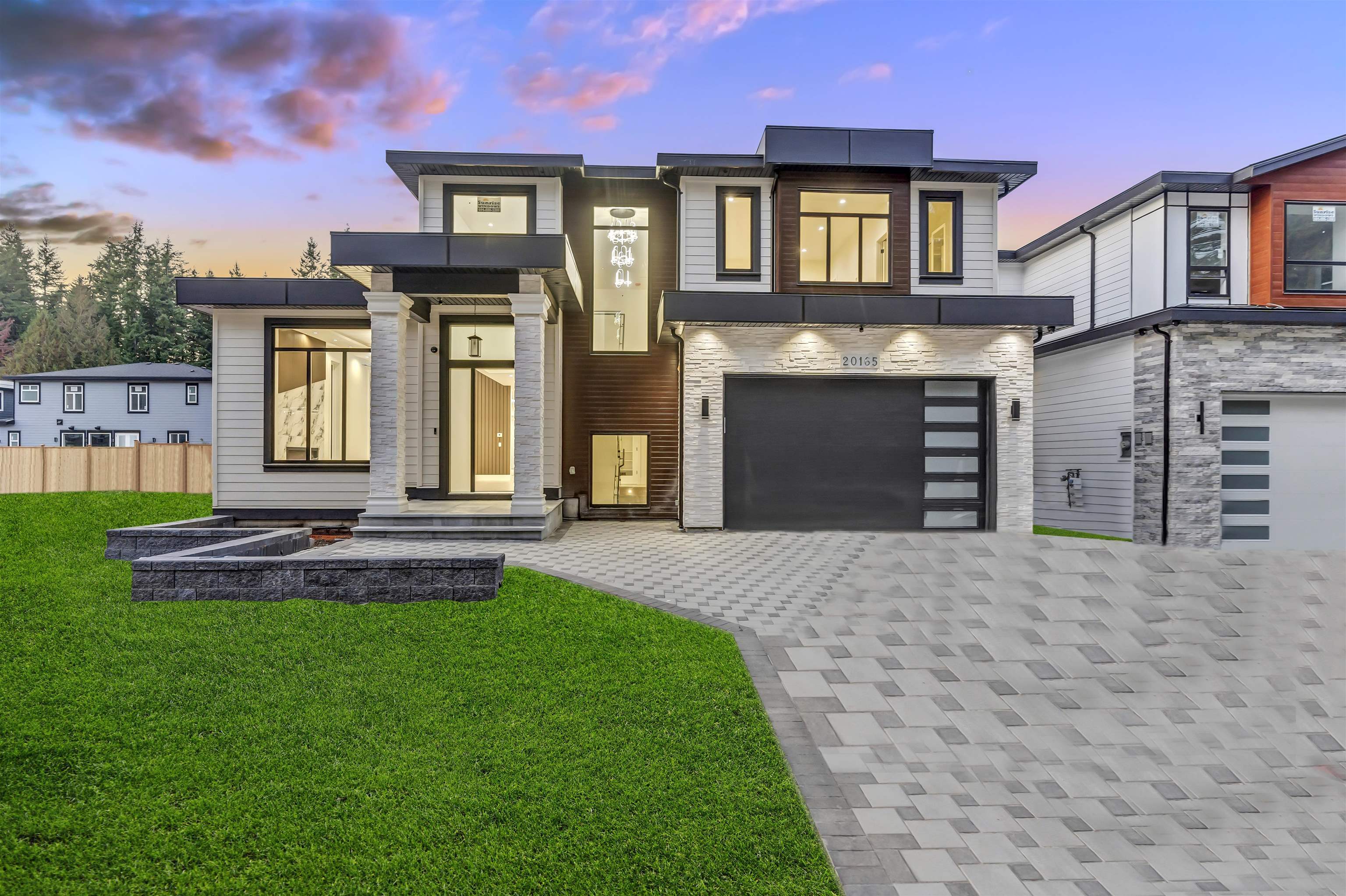 Property Photo: 20165 27 Avenue BC V2Z1X2