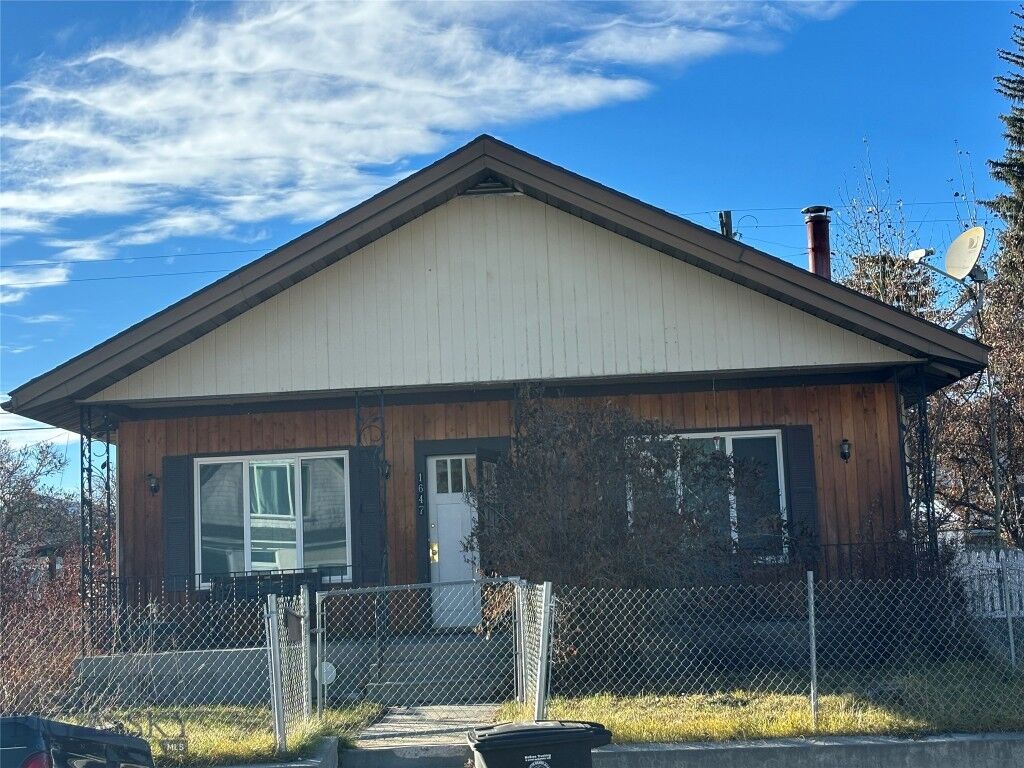 Property Photo: 1647 Lowell Ave MT 59701
