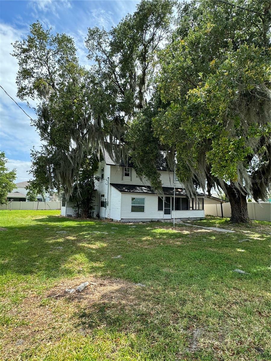 Property Photo:  3875 Howard Street  FL 32773 