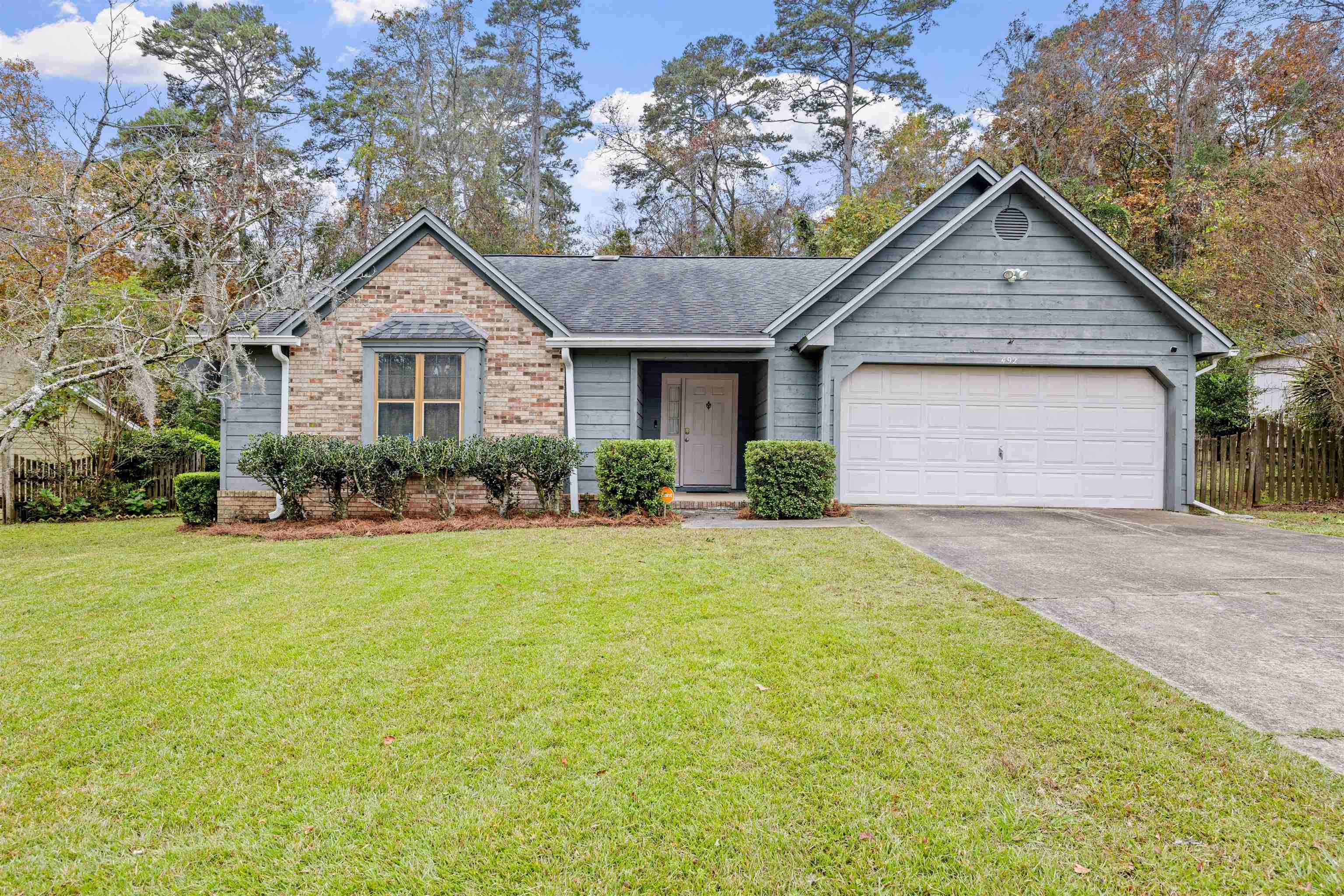 Property Photo:  492 Forest Green Drive  FL 32308 