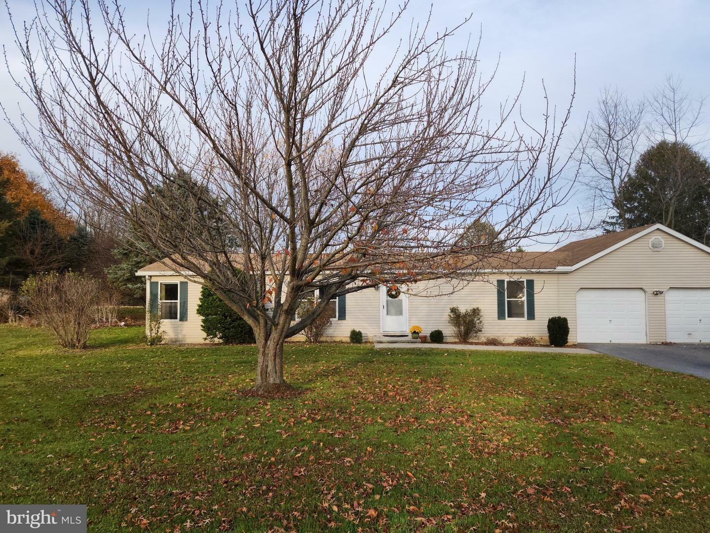 Property Photo:  29 Mount Airy Road  PA 17560 