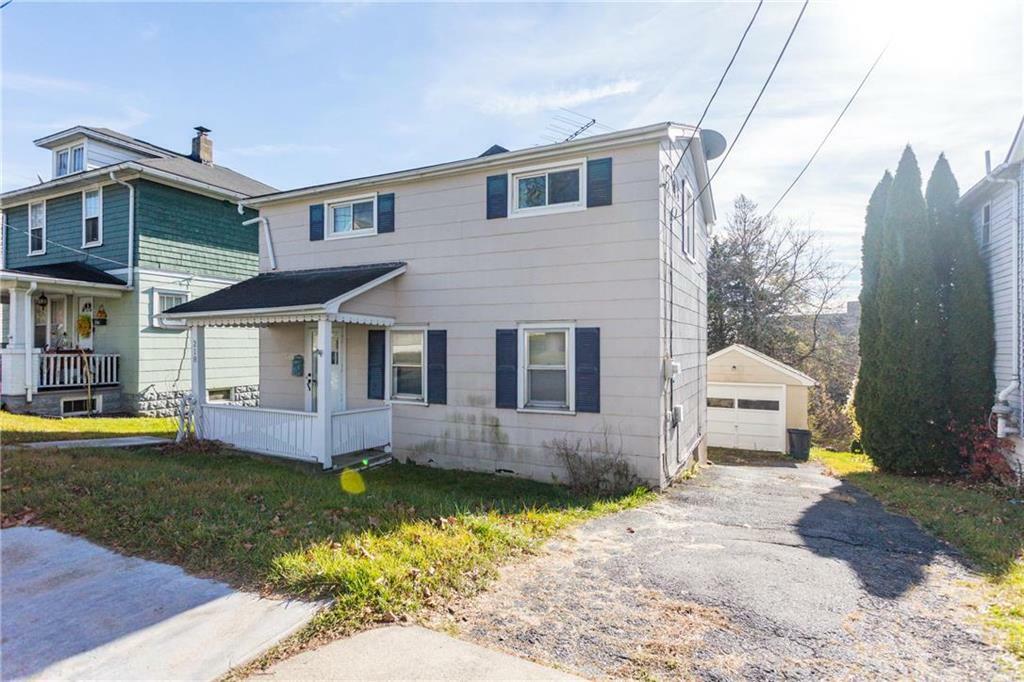 Property Photo:  218 Oak Street  PA 18064 