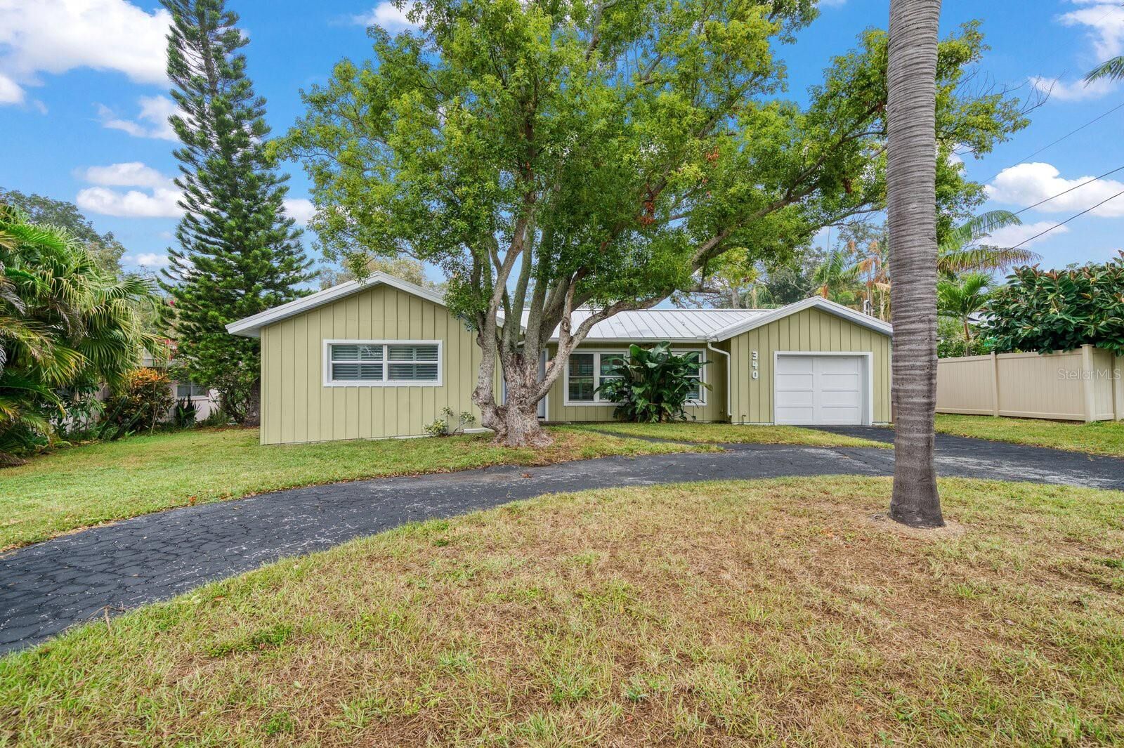 Property Photo:  340 Mehlenbacher Road  FL 33756 