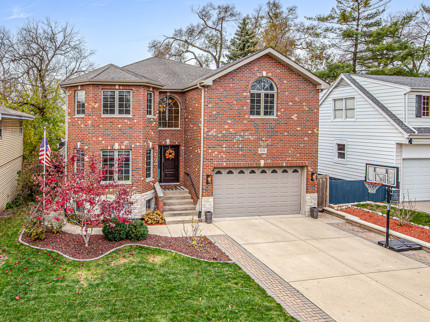 Property Photo: 9230 S 54th Avenue IL 60453