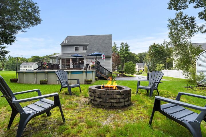 Property Photo:  17 Compromise Lane  NH 03873 