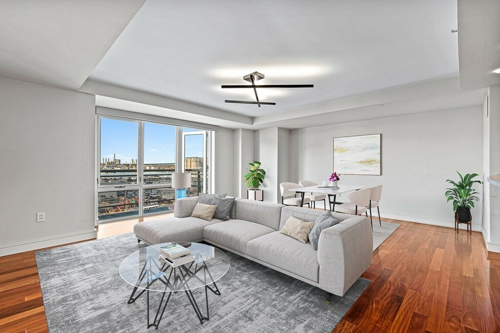 Property Photo:  3 Battery Wharf 3501  MA 02109 