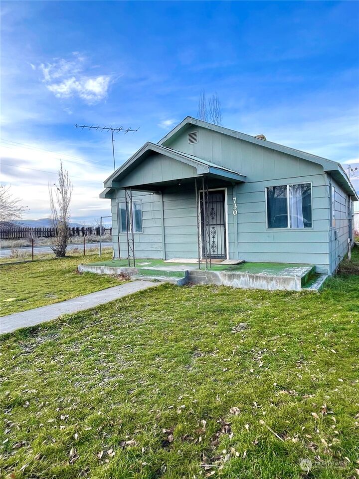 MLS2181111 730 Garfield Street, Omak, WA 98841