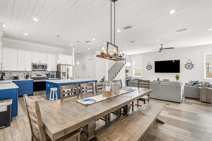 Property Photo: 82 Sunfish Street FL 32541
