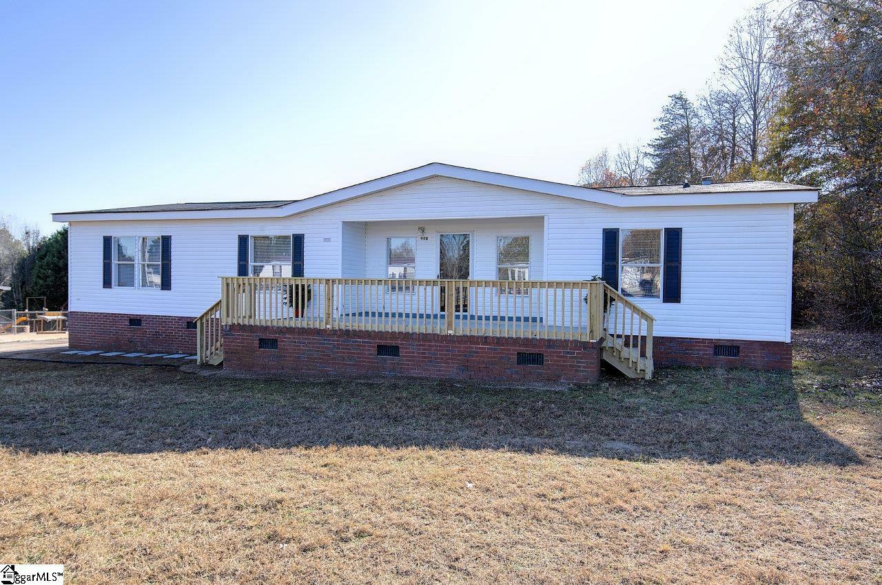 Property Photo: 908 Turner Hill Road SC 29642