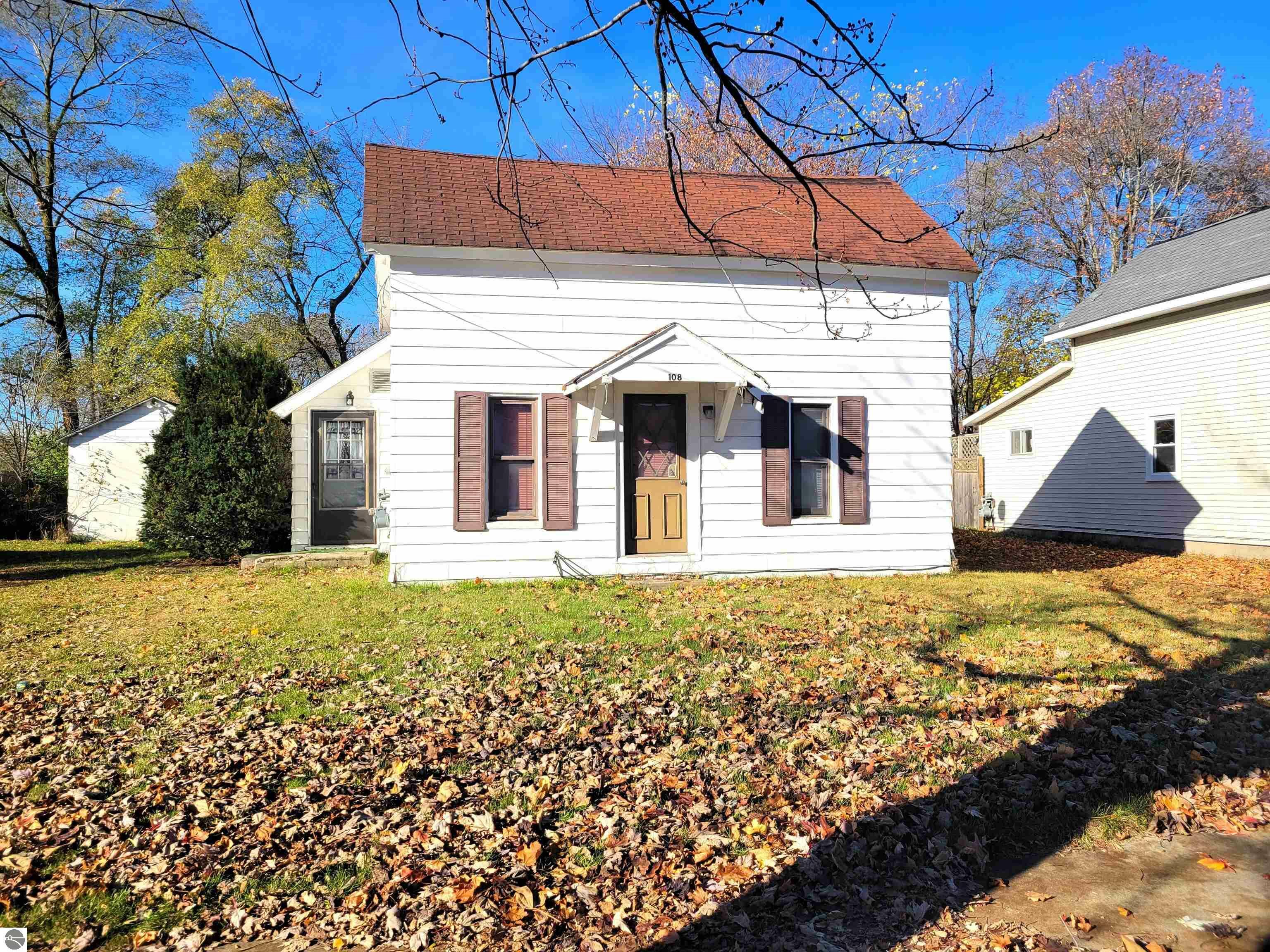 Property Photo:  108 S Adams Street  MI 48858 