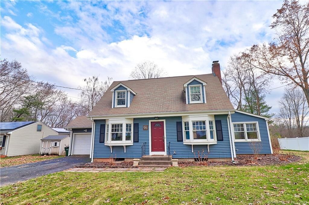 Property Photo: 96 Charter Road CT 06109