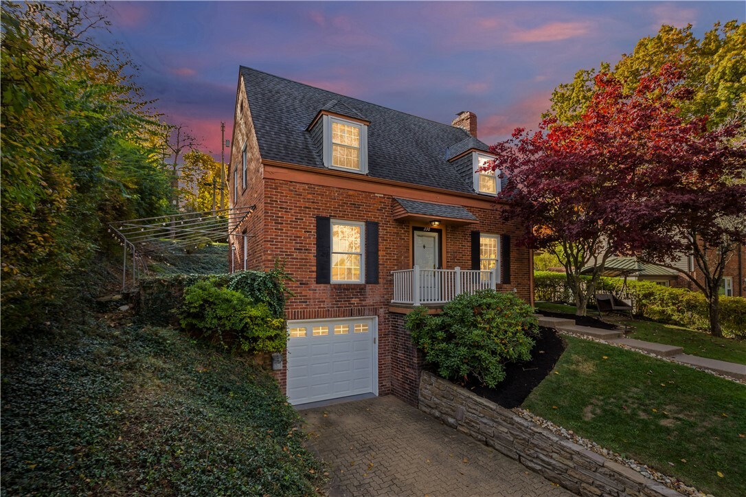 Property Photo:  330 Caryl Dr  PA 15236 
